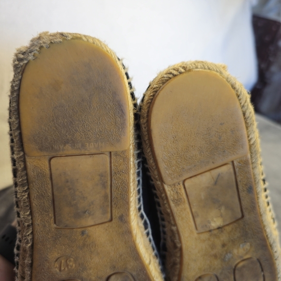 KENZO PARIS FLATS - Picture 8 of 10